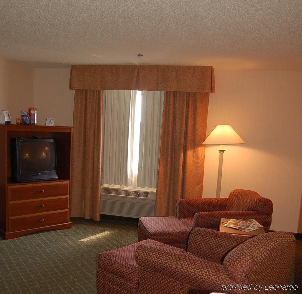 Holiday Inn Express Columbus - Ohio Expo Center By Ihg Room photo